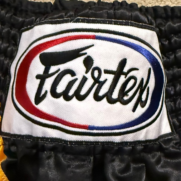 Fairtex Traditional Muay Thai Boxing Shorts - Picture 3 of 7